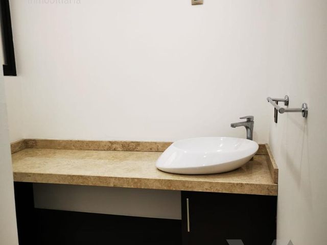place photo 39