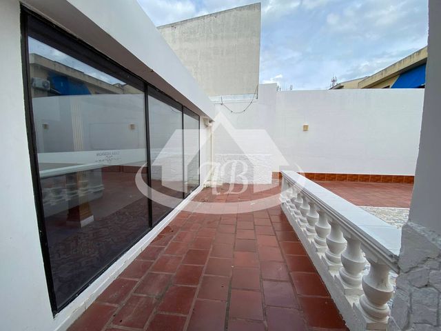 place photo 23