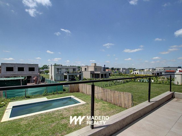 place photo 52