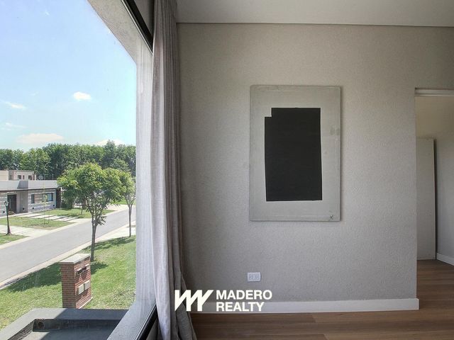 place photo 50