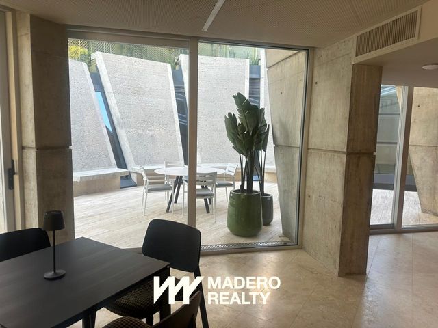 place photo 48
