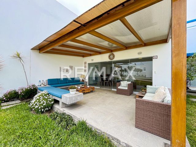place photo 39