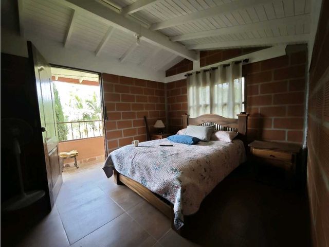 place photo 59