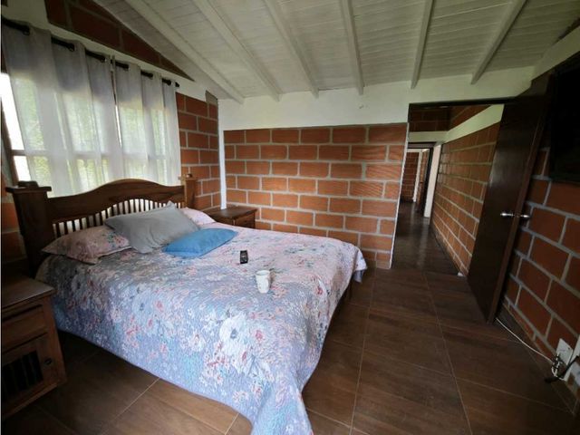 place photo 49