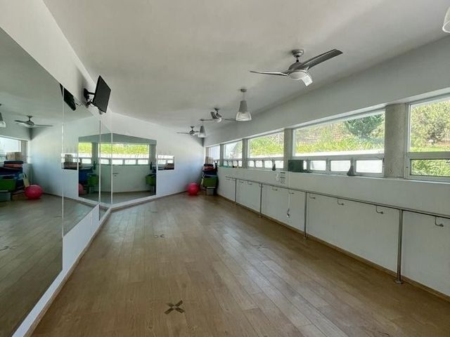 place photo 34