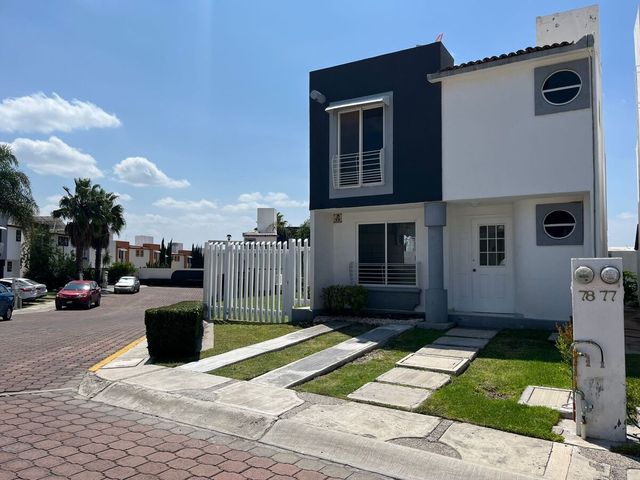 place photo 25