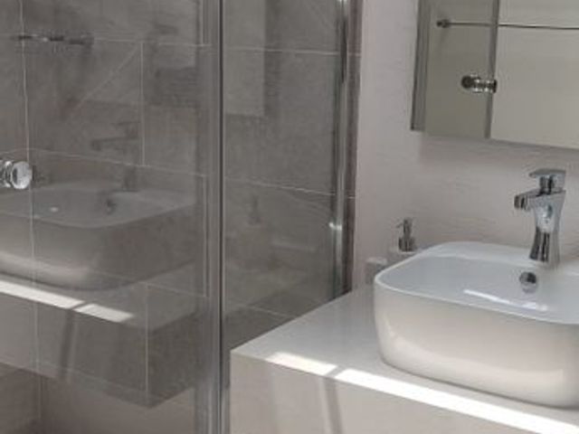 place photo 34