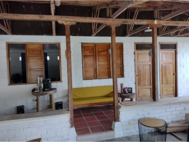 place photo 39