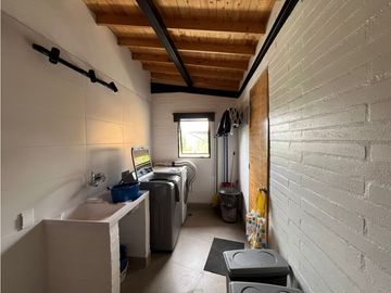 place photo 49