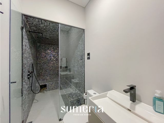 place photo 47