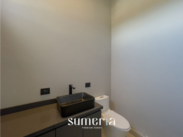 place photo 48