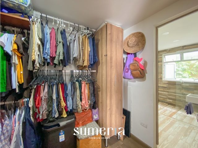 place photo 75