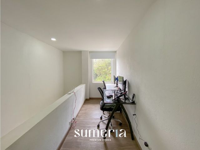 place photo 67