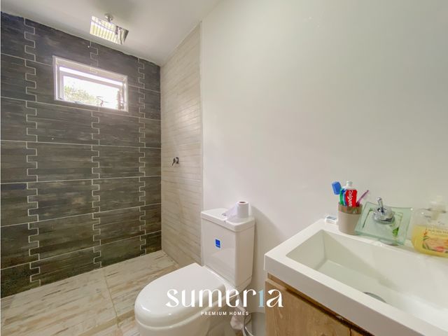 place photo 82