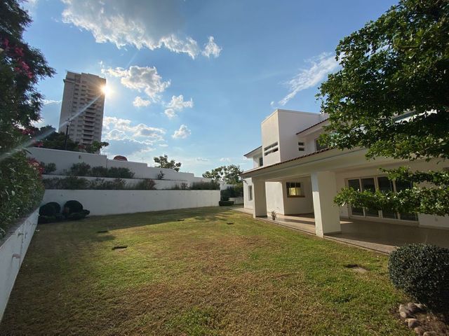 place photo 47