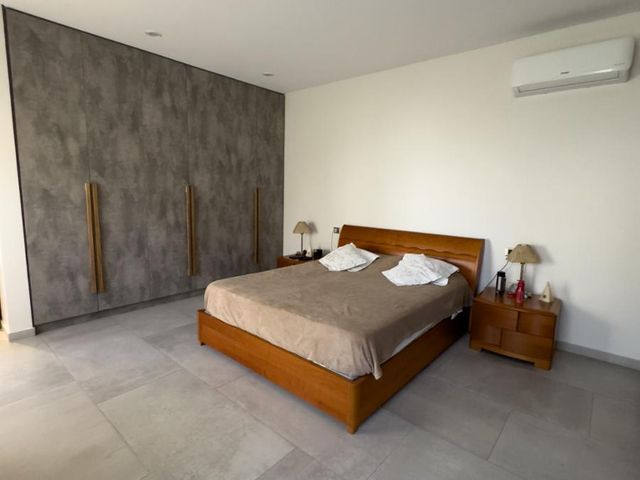 place photo 51