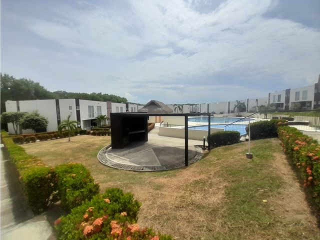 place photo 24