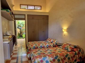 place photo 81