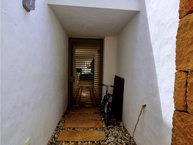 place photo 75