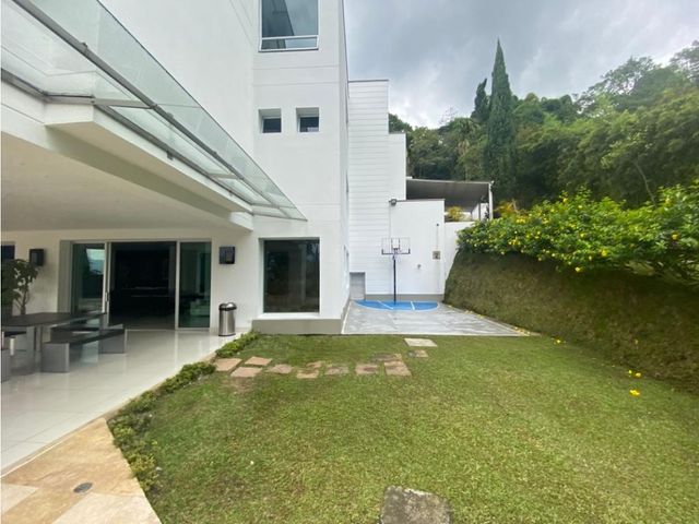 place photo 39