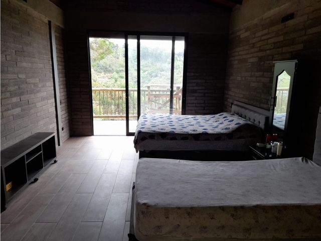 place photo 64