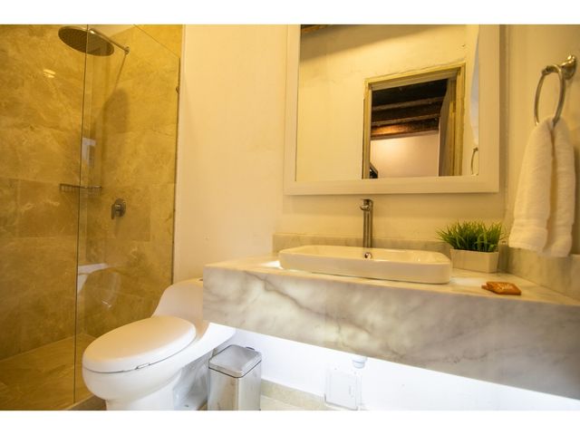 place photo 37