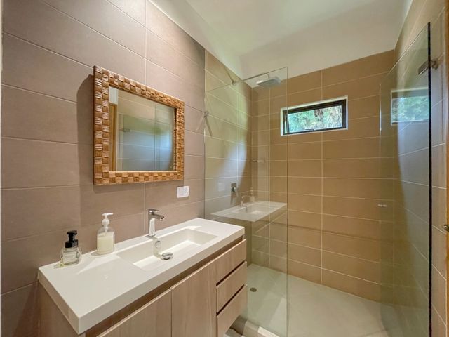 place photo 55
