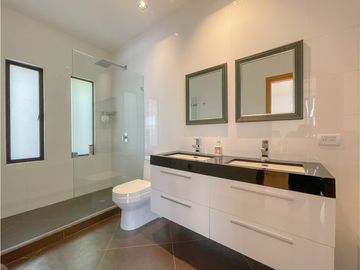 place photo 54