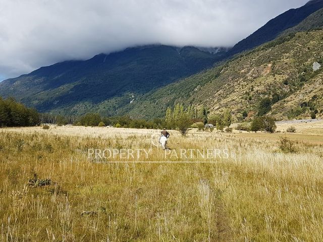 Patagonia, 600ha campo a orillas rio Murta