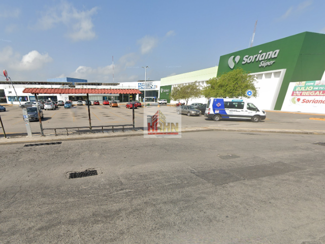 *Yucatán, Mérida, Miguel Hidalgo, Local en Centro Comercial en Venta.*