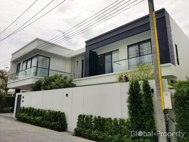 place photo 74