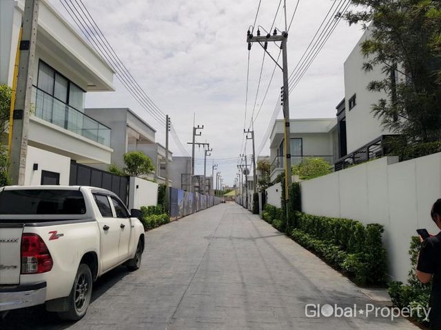 place photo 75
