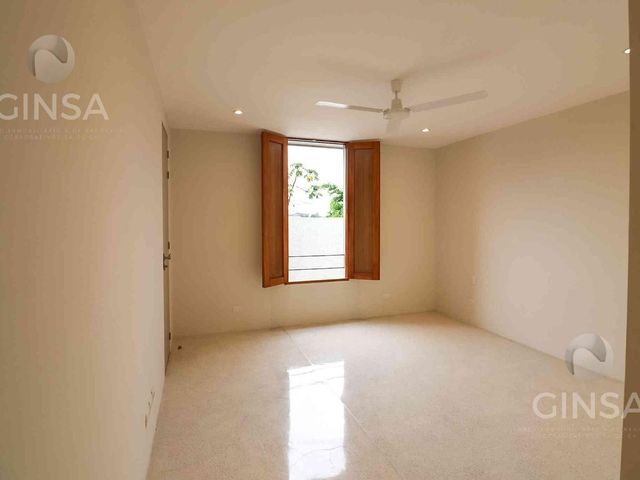 place photo 53