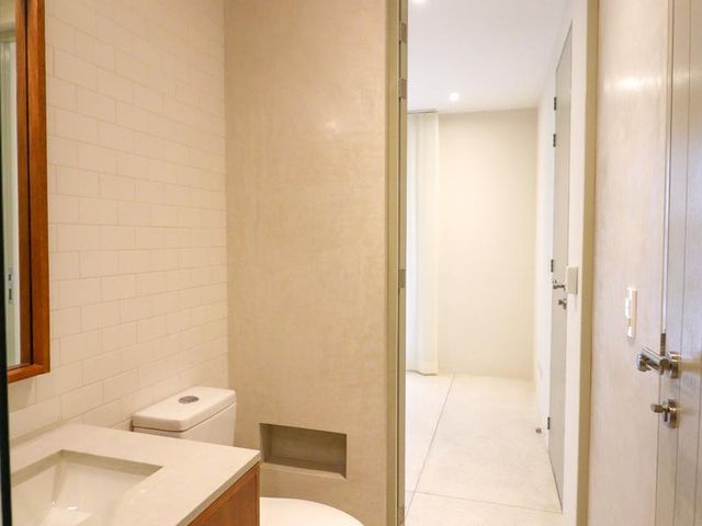 place photo 44