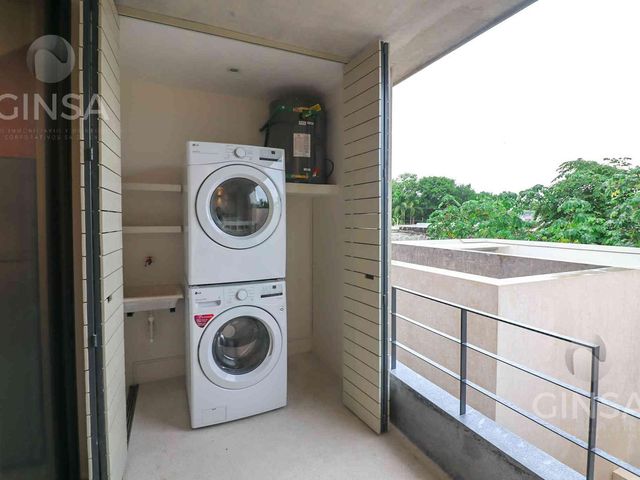 place photo 98