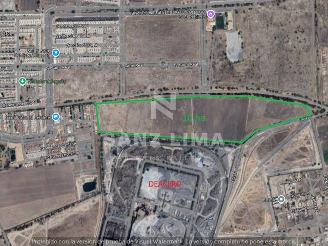 Celaya - Villagrán: Terreno en venta colindante con Deacero