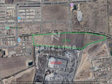 Celaya - Villagrán: Terreno en venta colindante con Deacero