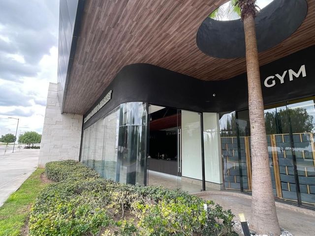place photo 24
