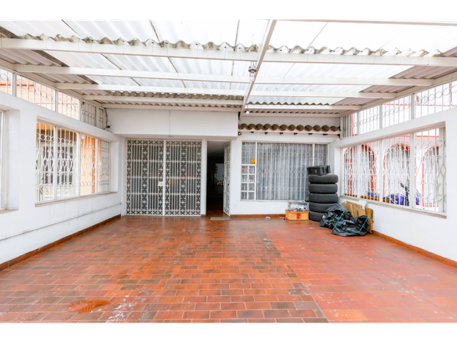 place photo 18