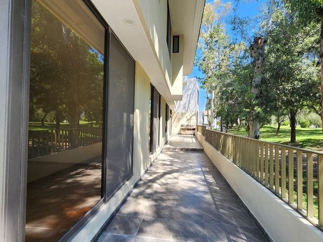 place photo 48