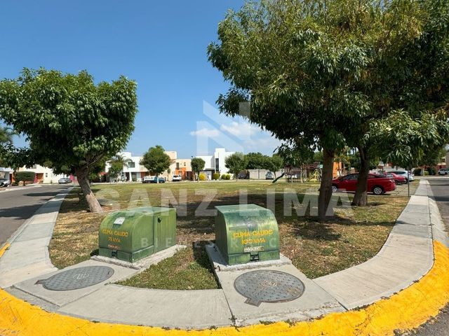 place photo 26