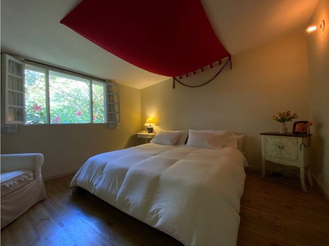 place photo 52