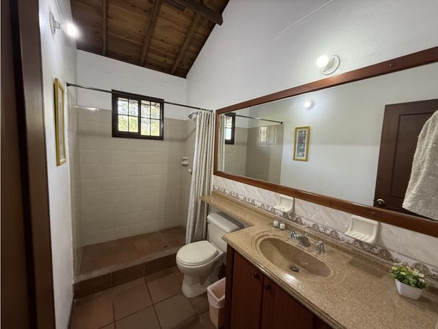 place photo 48