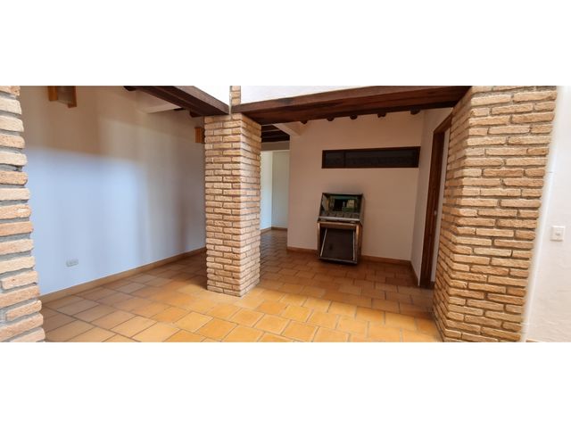 place photo 75