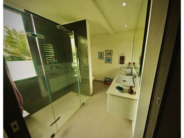 place photo 48