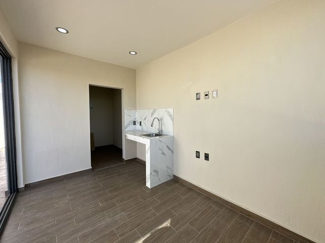 place photo 43