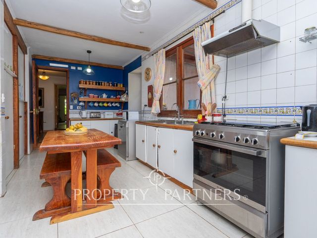 place photo 49