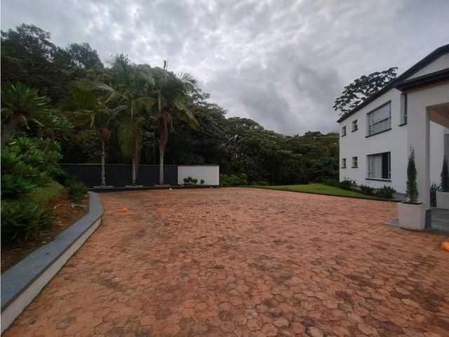 place photo 48