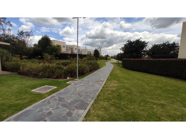 place photo 43