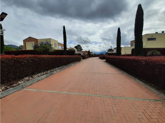 place photo 49
